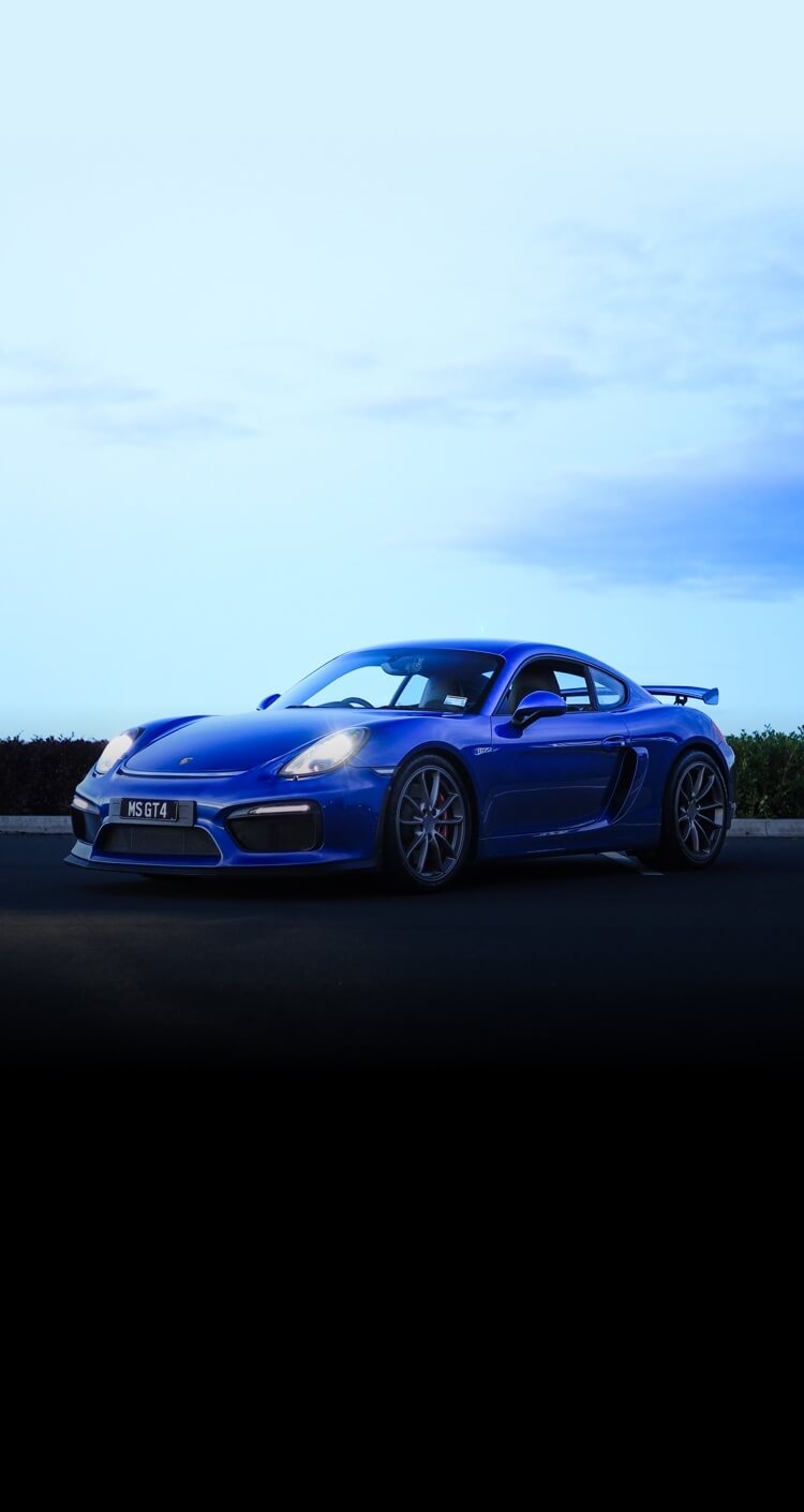 Porsche Cayman GT4